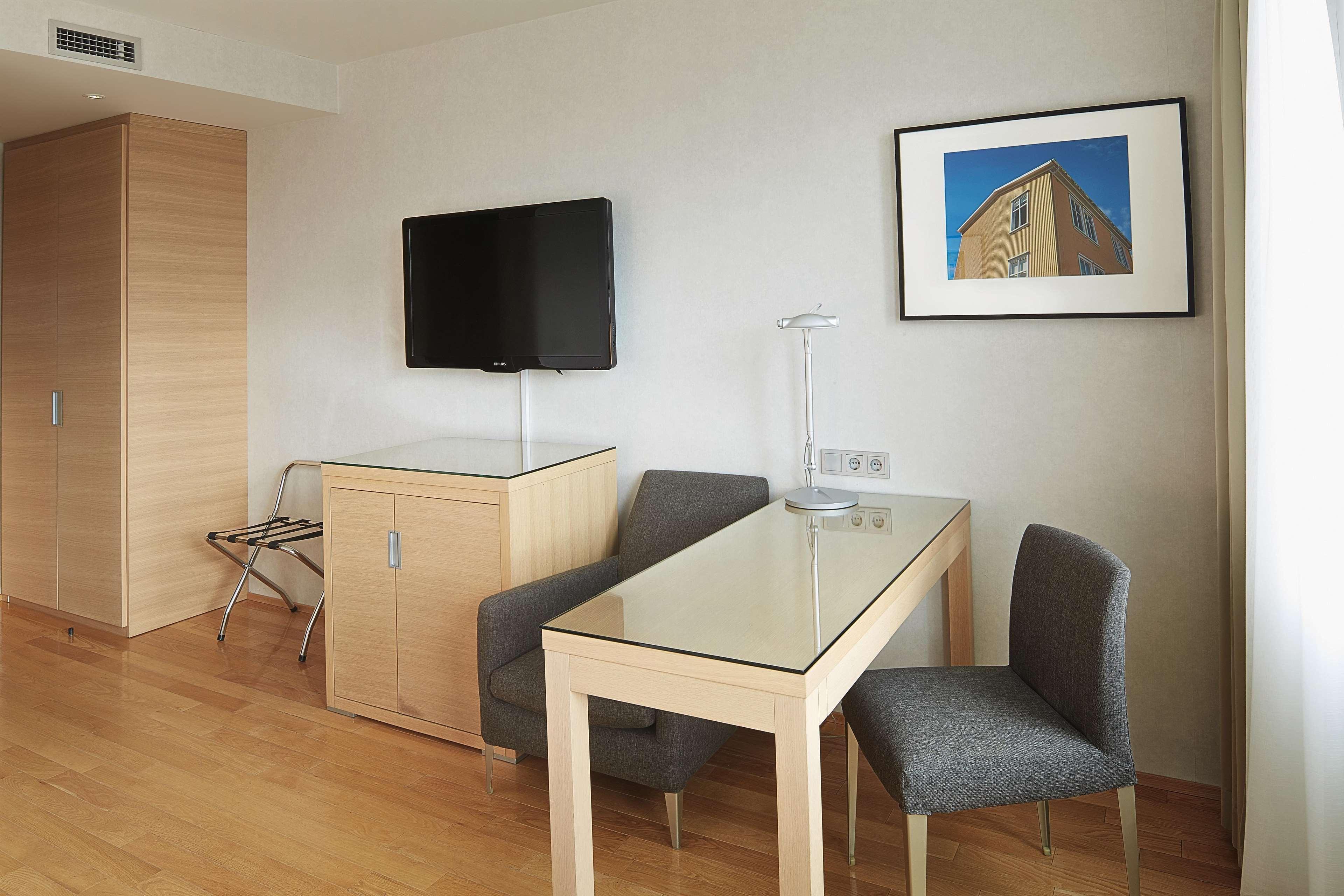 Отель Hilton Reykjavik Nordica Экстерьер фото