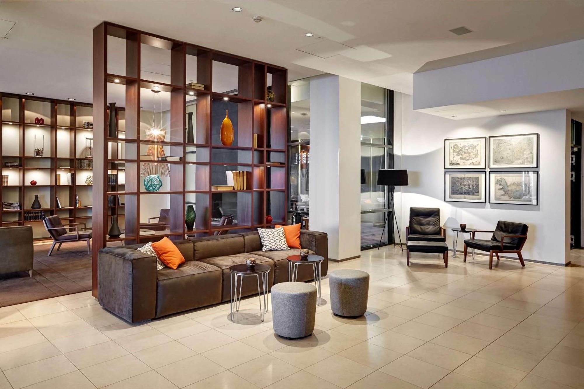 Отель Hilton Reykjavik Nordica Экстерьер фото