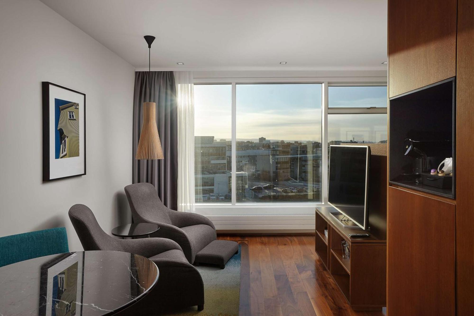 Отель Hilton Reykjavik Nordica Экстерьер фото