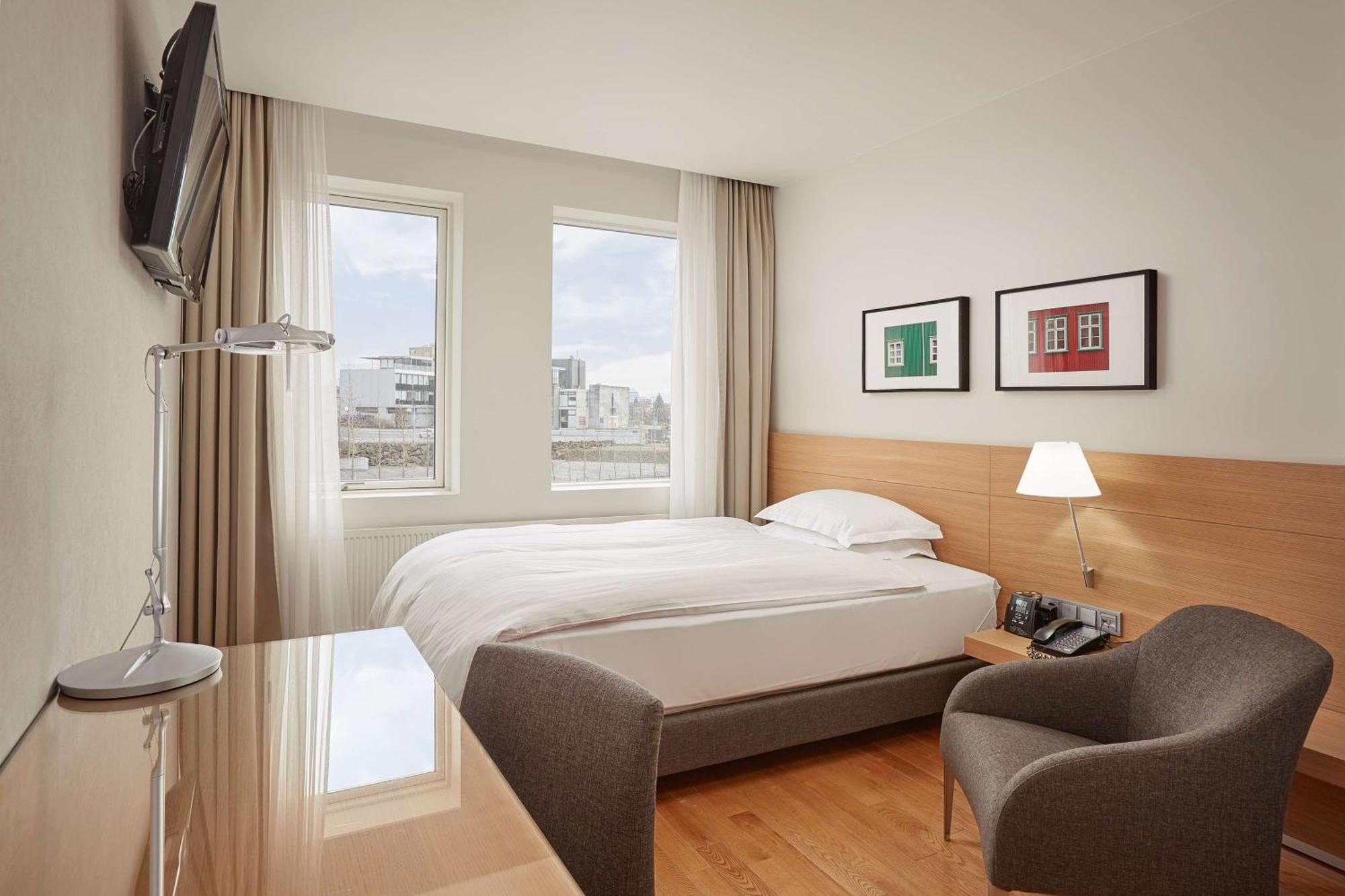 Отель Hilton Reykjavik Nordica Экстерьер фото