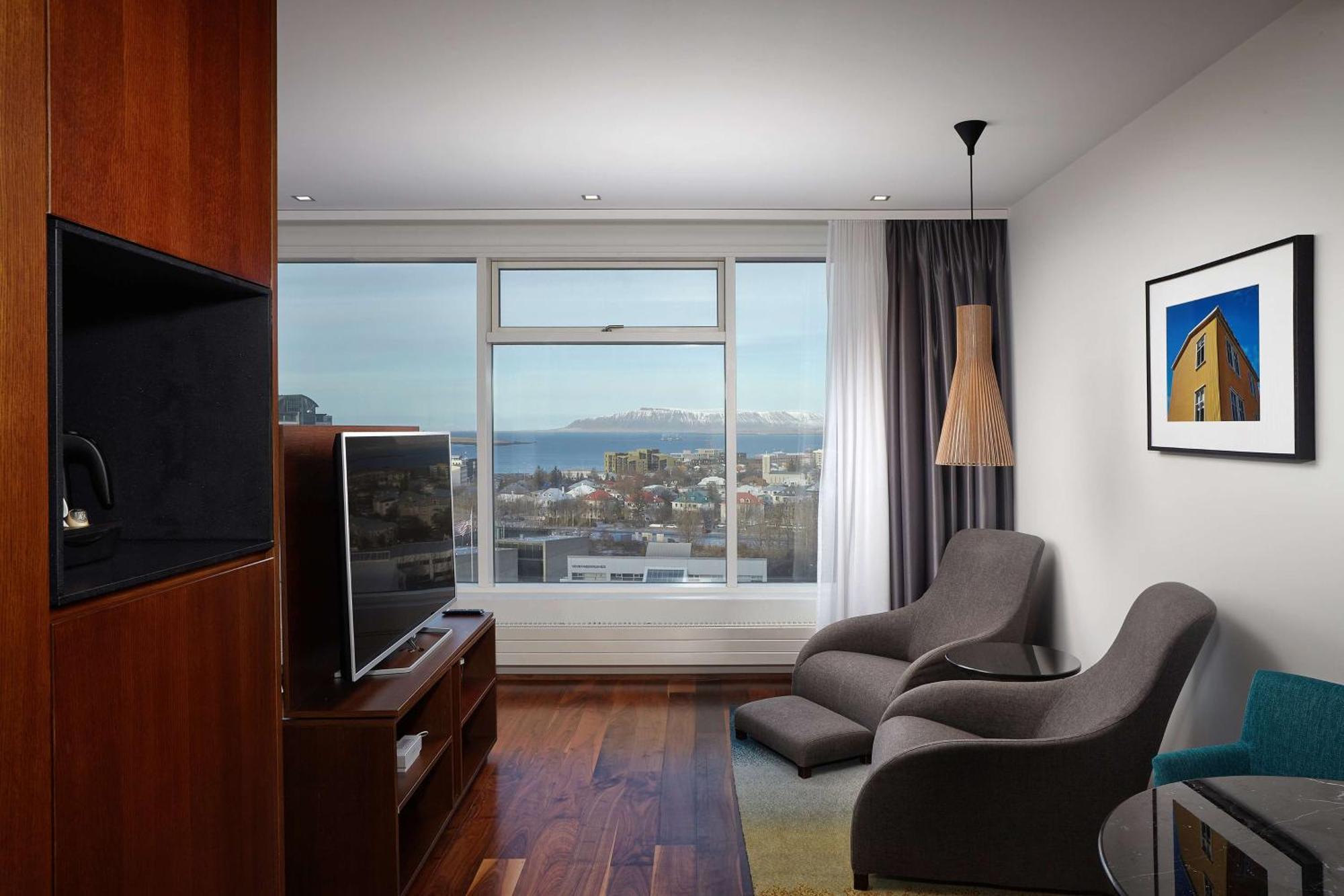 Отель Hilton Reykjavik Nordica Экстерьер фото